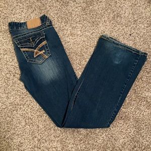 Amethyst Blue Jeans Women’s (Juniors) Size 11 Boot Cut 2 button Zip